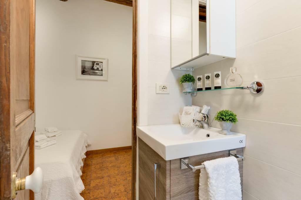 Arenula Luxury Apartment Roma Exterior foto